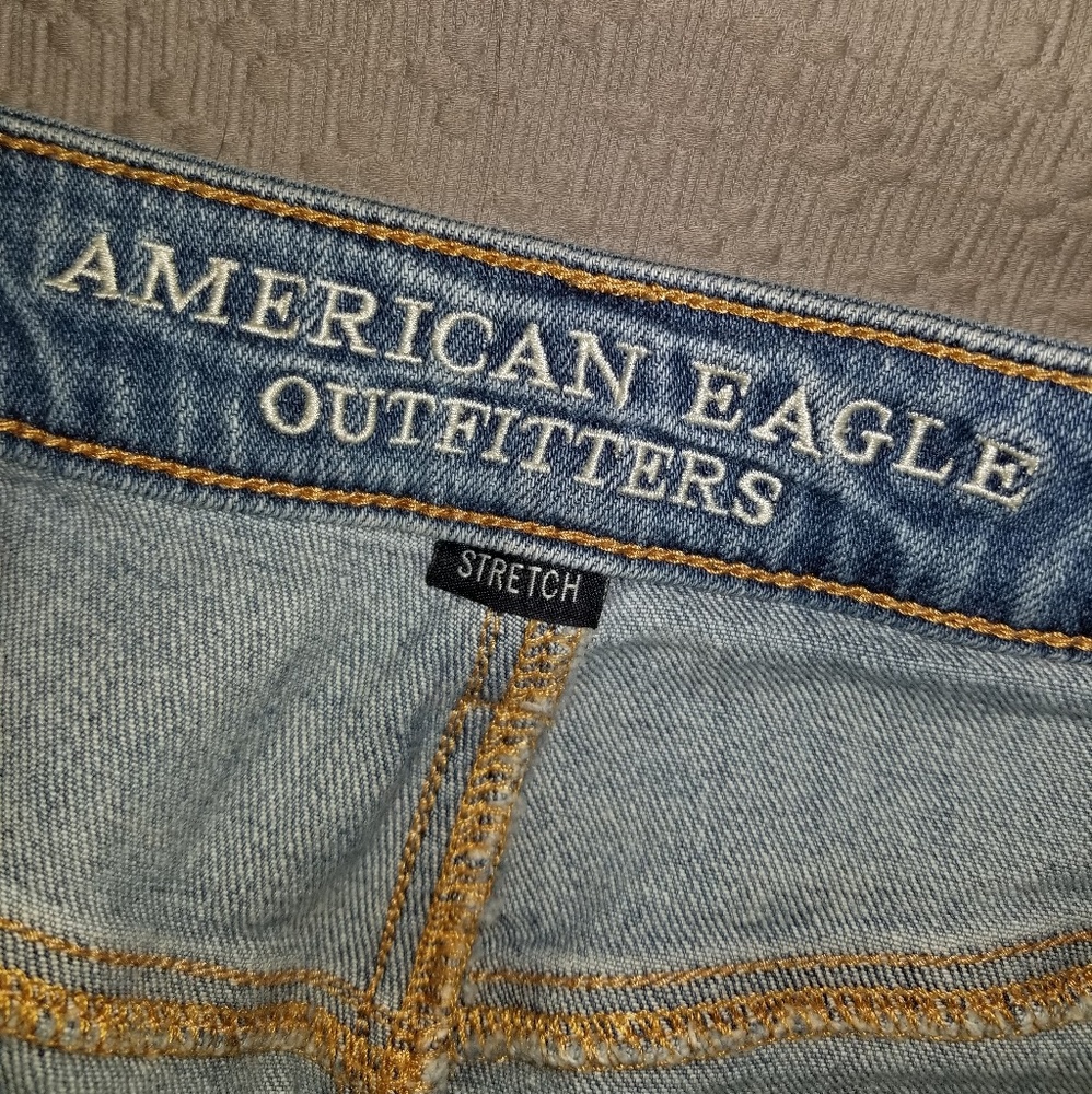 Why Poshmark? - Picture 3 of 8